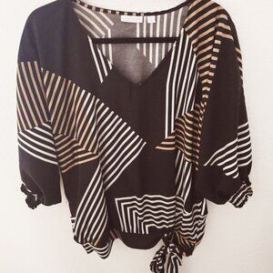 LIGHTWEIGHT AND FLOWY BLACK AND TAN BLOUSE. No FLAWS.